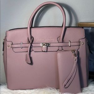 Lilac Tote With Matching Wallet